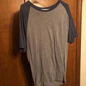 Blue and Gray XL T Shirt